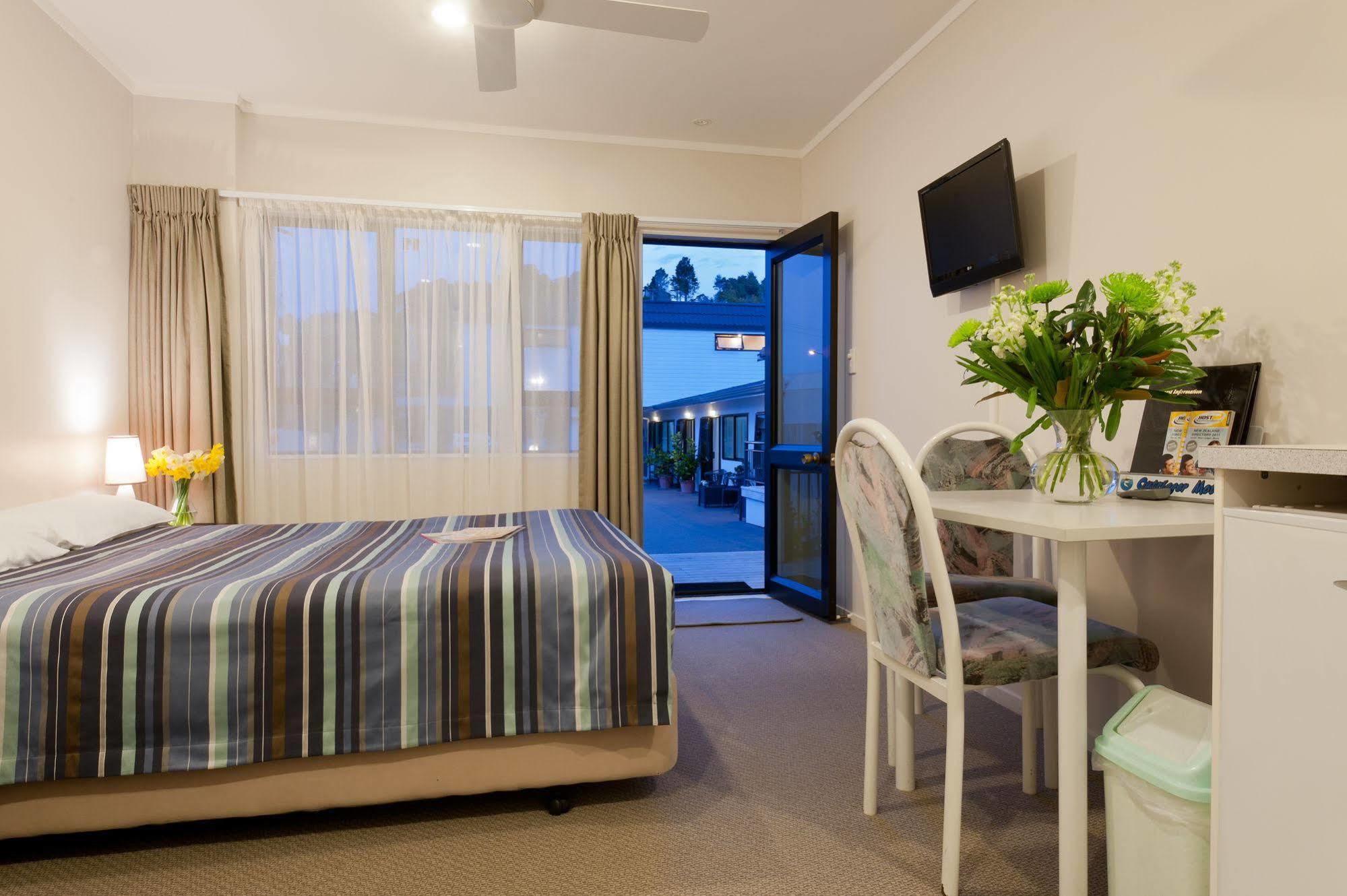 Outrigger Motel Paihia Eksteriør billede